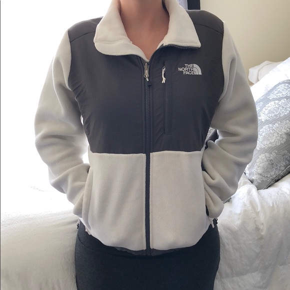 The North Face Jackets & Blazers - Small women’s NorthFace The North Face Jackets & Blazers - Small women’s NorthFace